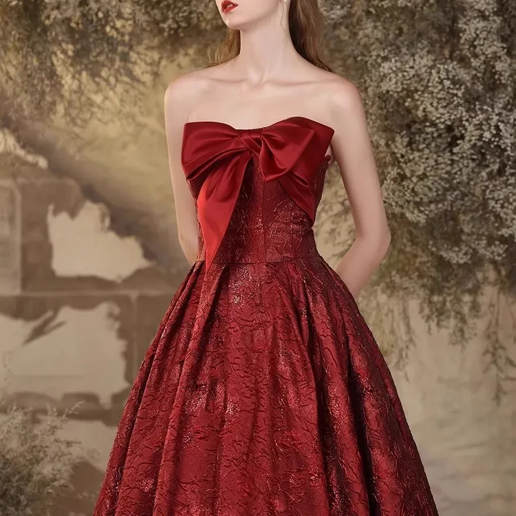 新娘敬酒服抹胸结婚法式酒红色晚礼服裙提花缎面订婚回门服