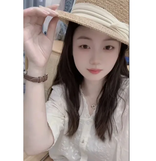 七言家巨好穿!ins穿搭#法式波西米亚风刺绣花边V领洋气开衫@