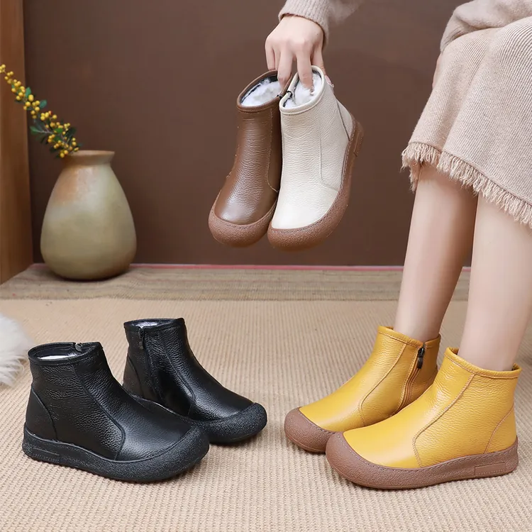 真皮软底中年妈妈鞋棉鞋加厚保暖中年女鞋羊毛短靴女冬季新款女鞋