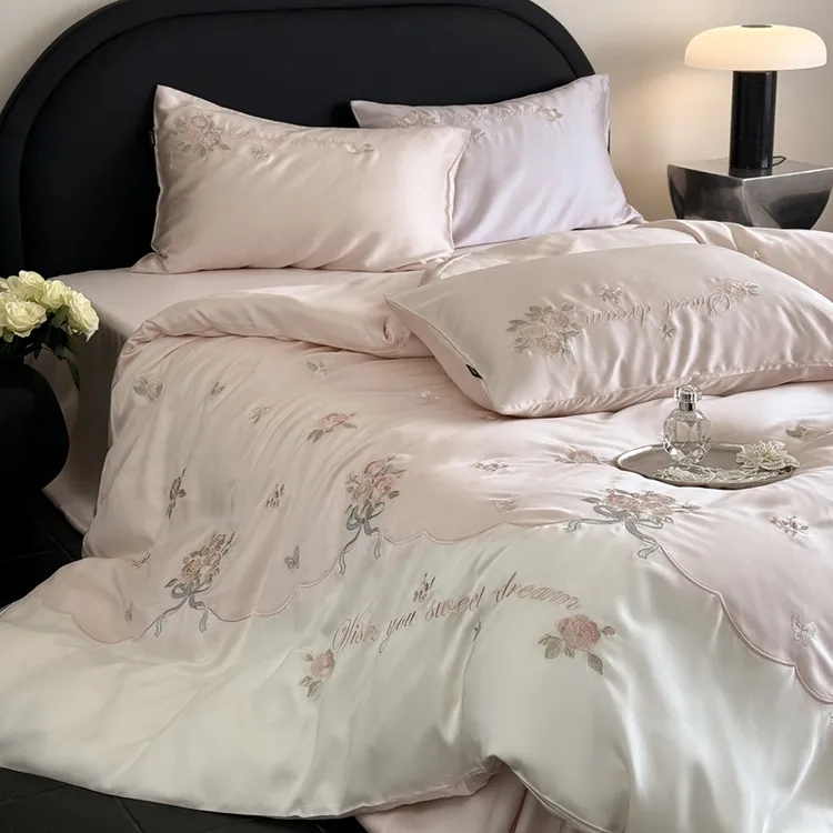法式公主风丨轻奢刺绣天丝四件套高级感裸睡床单夏季冰丝床品粉色