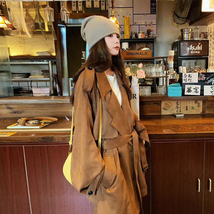美式宽松设计感麂皮绒风衣外套女2025新款秋季痞帅炸街双排扣大衣