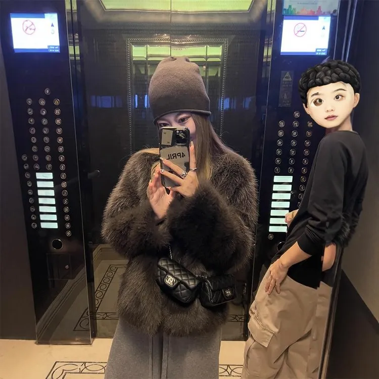 2025海宁女装秋冬季V领加厚环保毛毛外套秋冬季短款时尚上衣网红