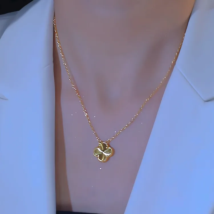 钛钢项链 轻奢气质四叶花项链时尚经典女士毛衣链百搭精致