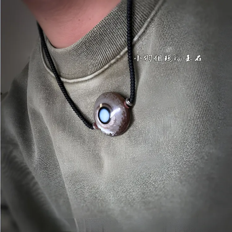 天然玛瑙板眼锁骨链 尺寸 35*17