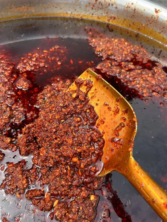 湖北竹溪特产青花椒蒜蓉油泼辣子酱纯手工制作