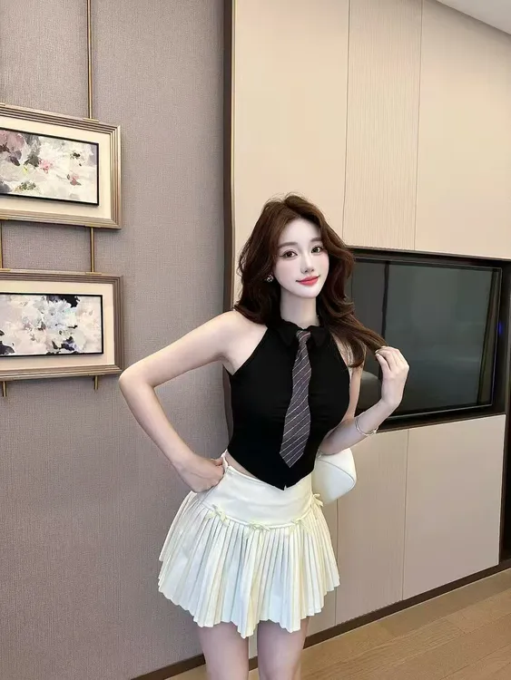 带胸垫polo领无袖背心女网红爆款短款褶皱内搭打底衫小上衣