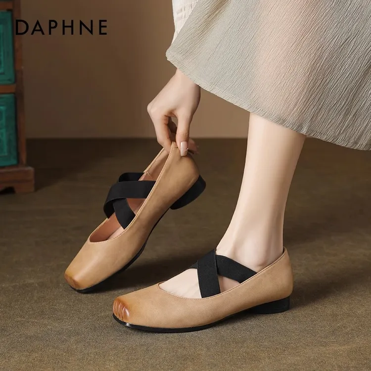达芙妮粗跟玛丽珍鞋女2025新款夏季猪鼻子方头新中式芭蕾浅口单鞋