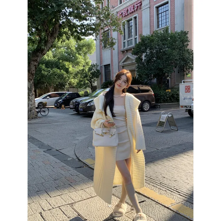 大翻领针织开衫女中长款毛衣外套慵懒感软糯气质宽松轻奢超火的