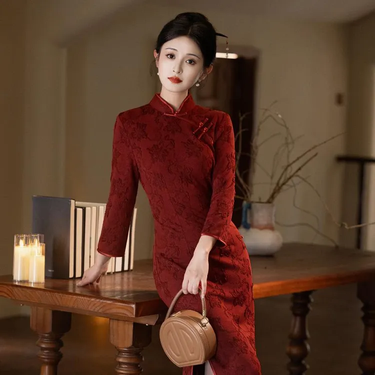 红色旗袍敬酒服新娘2025新款秋冬季长袖订婚礼服修身长款平时可穿