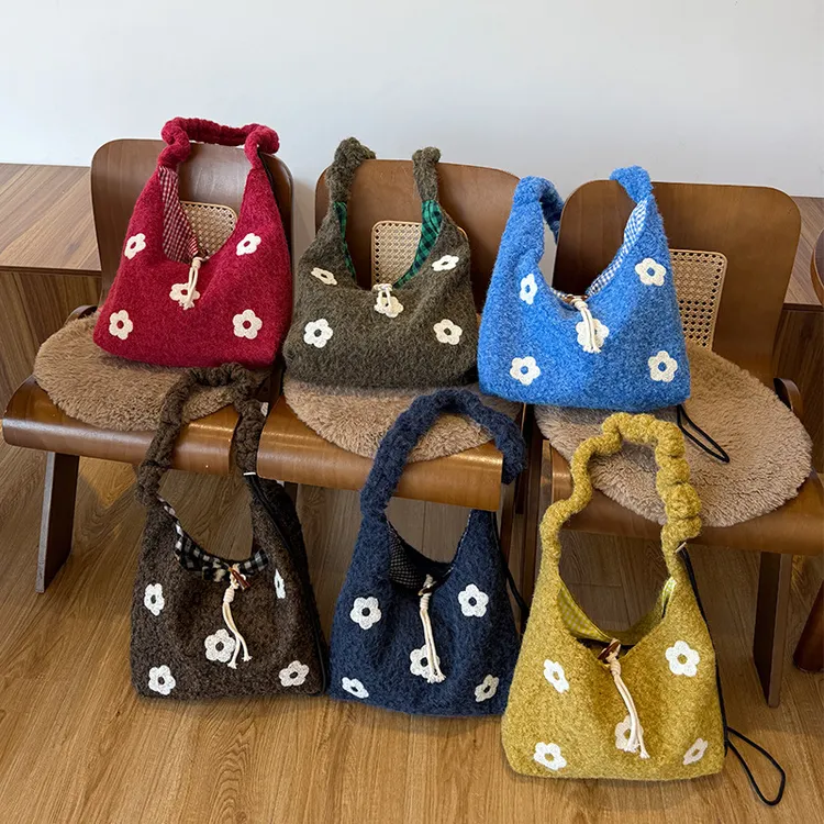 冬季新款毛绒抽绳肩带可调节可单肩可斜挎大容量日系风托特包女