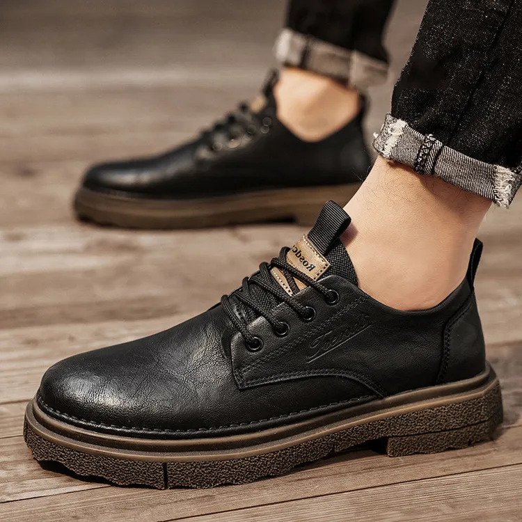 2025新款男士皮鞋商务正装英伦风工装短靴百搭休闲厚底马丁靴男款
