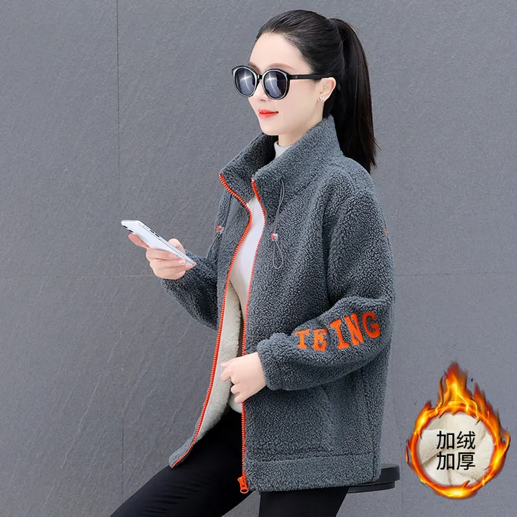 冬季保暖羊羔绒外套女士新款中年妈妈装长袖加绒加厚立领上衣棉服