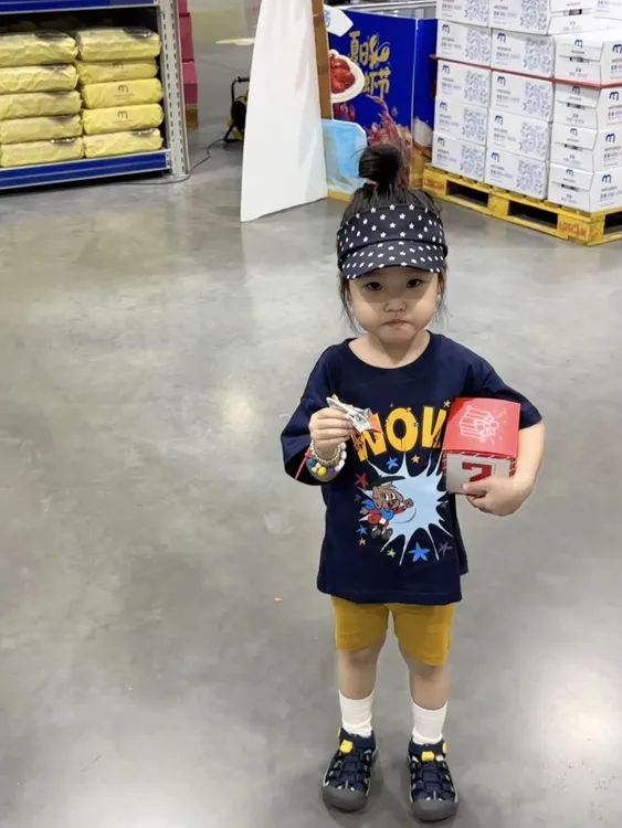 小思家女童25夏卡通印花洋气韩版宽松短袖上衣纯色骑行短裤套装