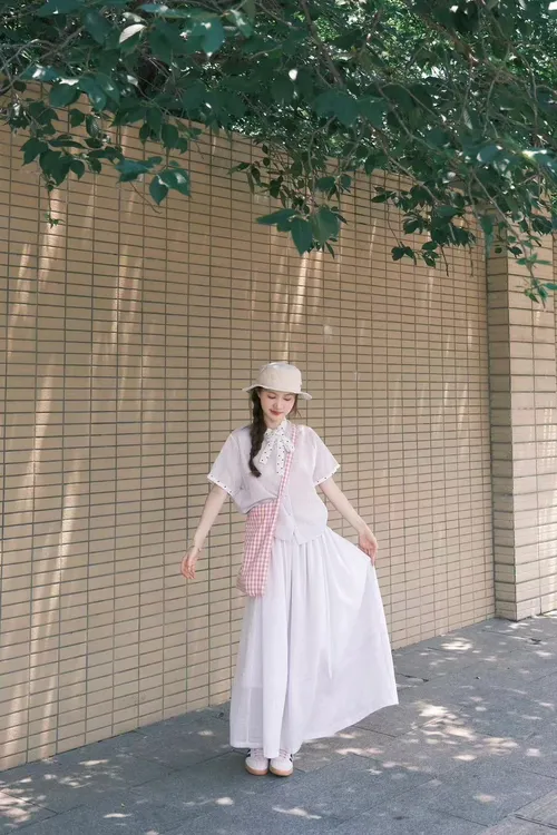 2025夏季新款韩系温柔风波点拼接短袖衬衫女气质百搭高腰半裙套装