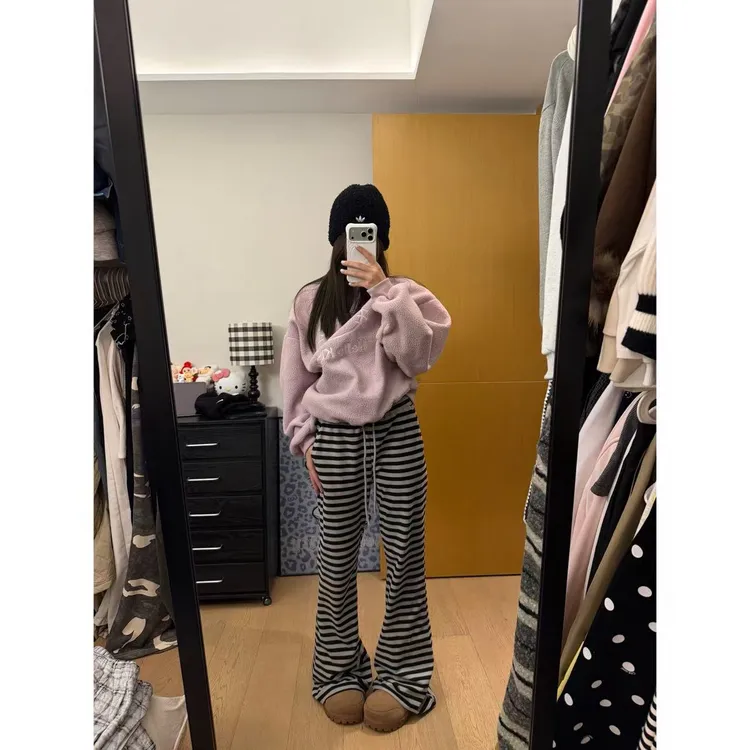 【陈碗饭】条纹微喇德绒锁温发热细腻软糯抽绳休闲针织长裤241