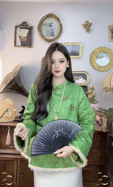 【780】2025秋冬新款新中式国风复古斜襟毛边气质百搭宽松显瘦上衣