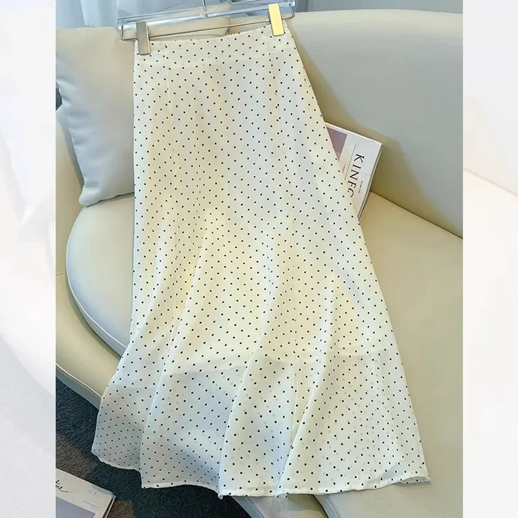 波点雪纺半身裙女夏薄款2025新款巨好看冰丝a字裙侧开叉气质伞裙