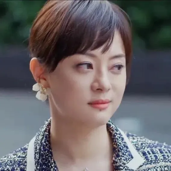 合金亚克力耳饰 蛮好的人生孙俪同款白鸢尾耳环小白花夏季个性