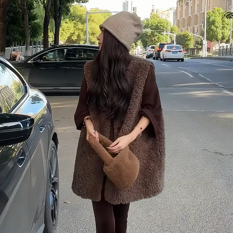 高级感中长宽松仿羊羔毛马甲外套女秋冬新款复古百搭毛毛马夹上衣