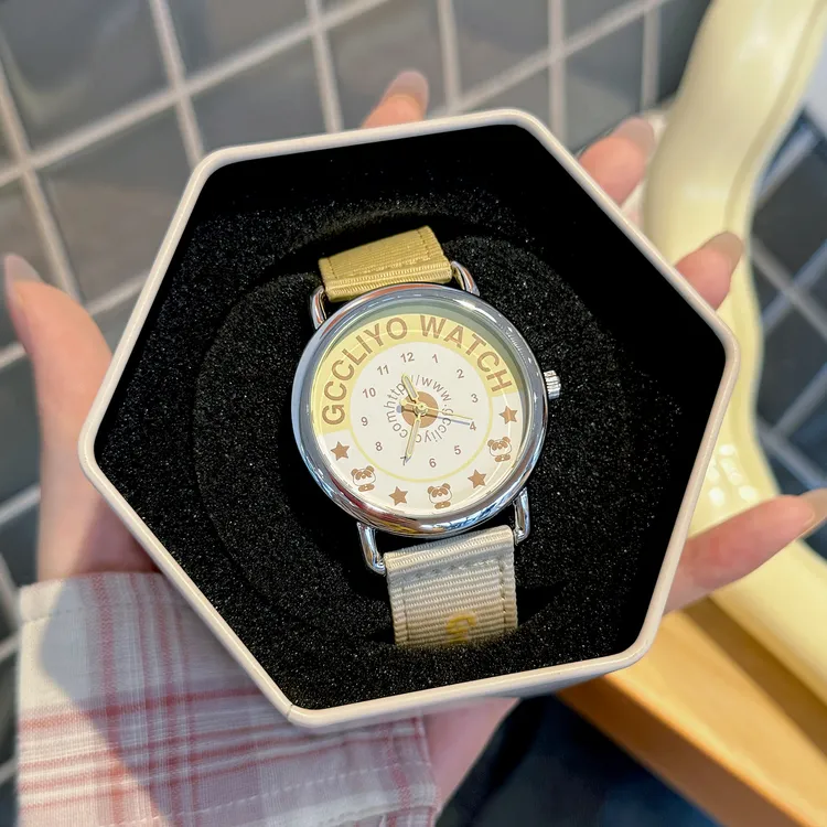 GCCLIYO男女情侣手表礼物网红新款防水高中学生专用石英手表2377