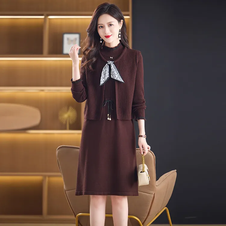 两件套针织毛衣裙春秋2025新款洋气妈妈中长款修身连衣裙外穿套裙