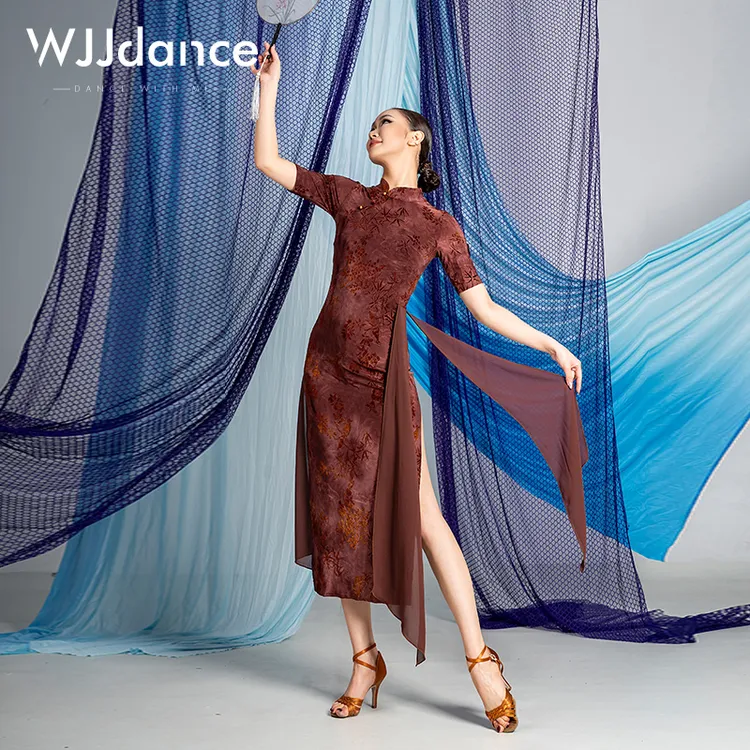 WJJdance拉丁舞旗袍连衣裙女2025新款扎染雕花飘带开叉国标练功服