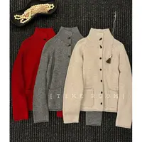 TIME ROOM 【格雷序幕】2025冬季新款牛角扣卷边口袋羊毛开衫毛衣