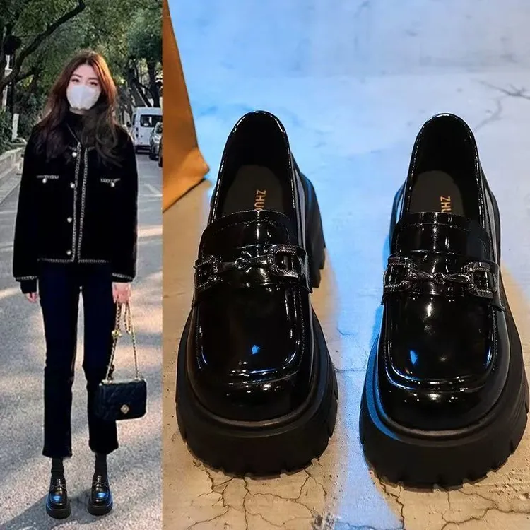 皮鞋欧货欧洲站女2025黑色新款高跟厚底松糕鞋英伦漆皮扣带乐福鞋