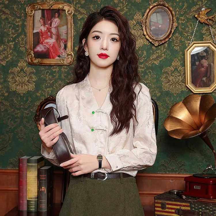 L新中式国风v领衬衫女春装2024年款长袖上衣设计感高级女士衬衣