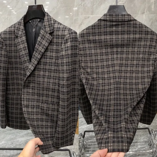 秋季新款男士轻奢时尚休闲经典格子西服上装 8170