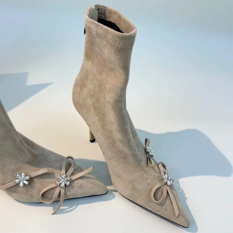 6厘米法式双蝴蝶结花朵水钻弹力高跟短靴女秋冬款绝美瘦瘦靴