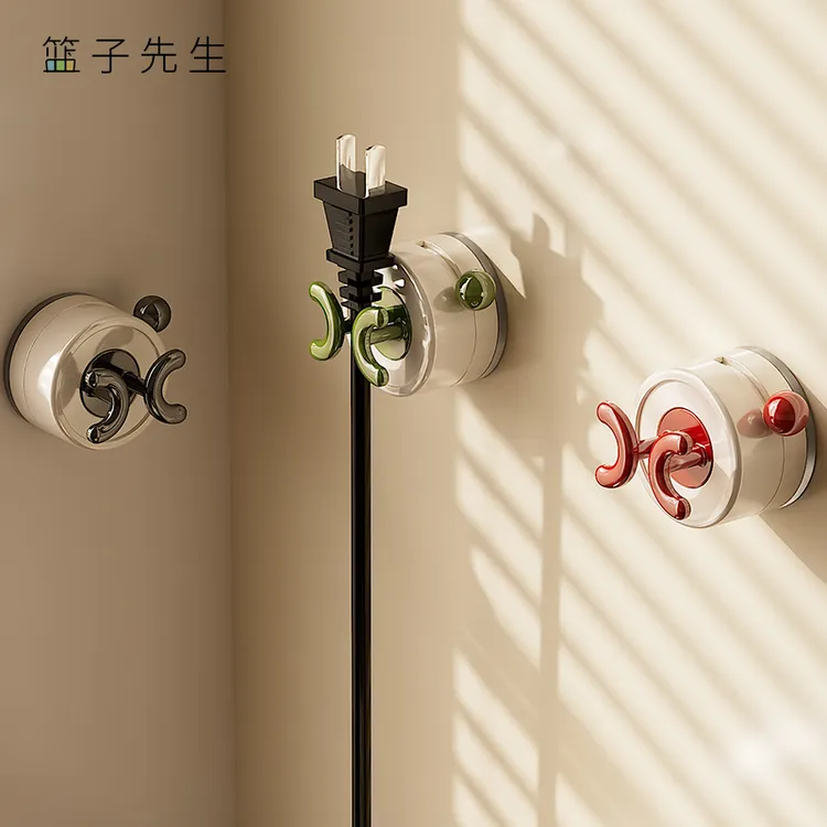 吸盘插头固定器强承重壁挂式厨房插座电源收纳神器免打孔插头挂钩