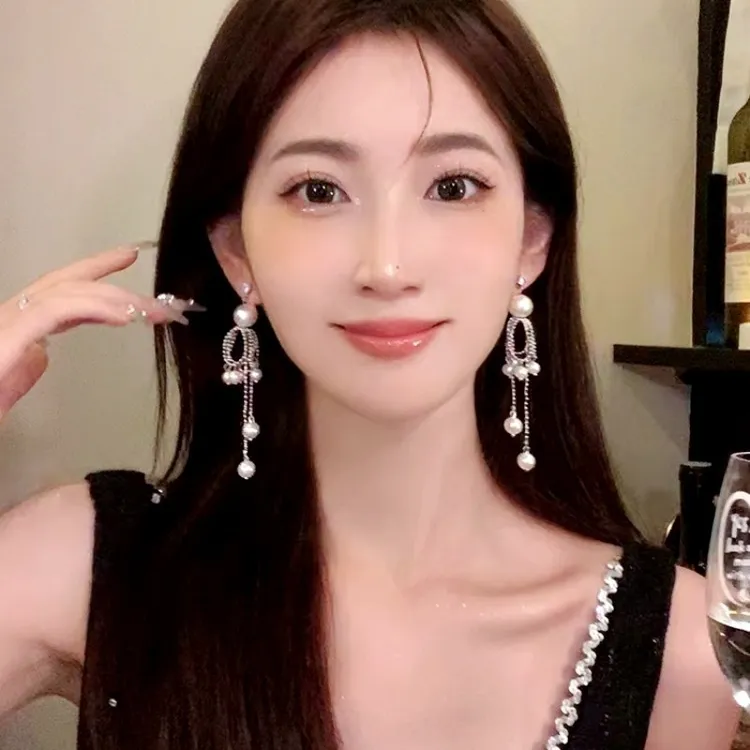 铜合金耳饰 长款仿珍珠链条流苏耳钉轻奢高级感气质时尚耳环A191