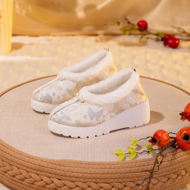 老北京布鞋平底中国风女民族风加厚保暖鞋子女鞋碎花冬季古风布鞋