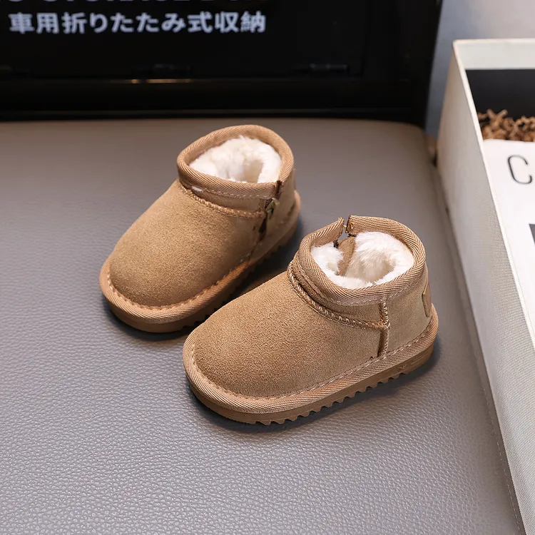 男女童宝宝雪地靴加厚保暖真皮软底婴幼儿学步棉鞋1一2-3岁棉短靴