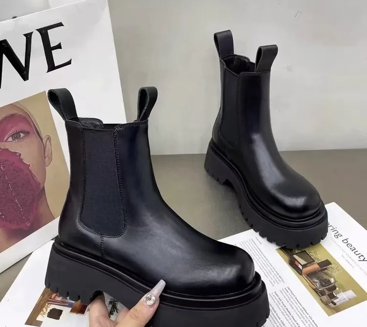 6827-潮流女靴低帮女鞋耐磨切尔西靴碎花中跟短筒休闲风