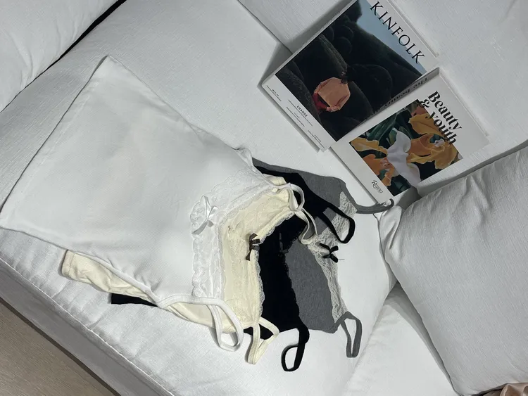 暗恋入场券 蝴蝶结蕾丝背心修身显瘦短款内搭吊带带胸垫