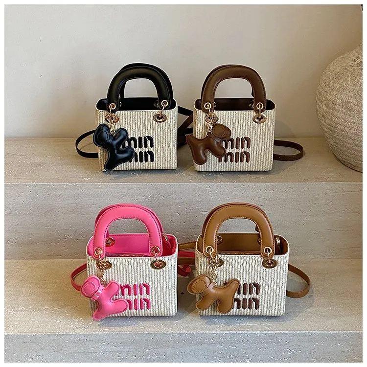 包包女2025新款单肩斜挎菜篮子零钱包洋气字母高级感水桶包小方包