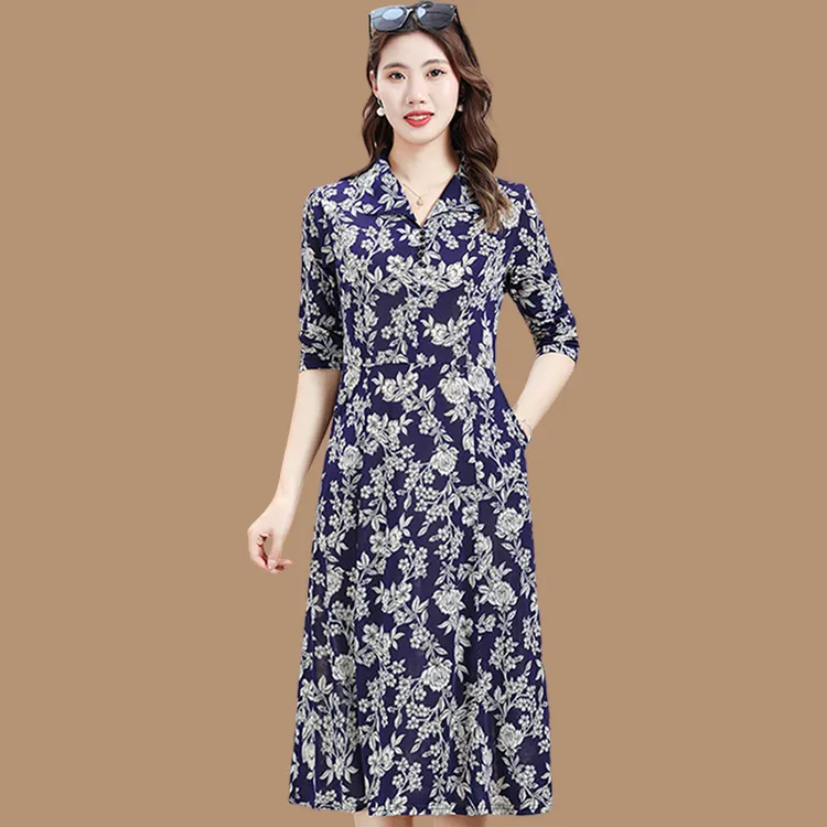 中老年女装夏装七分袖碎花连衣裙中长款妈妈2025新款夏季翻领裙子