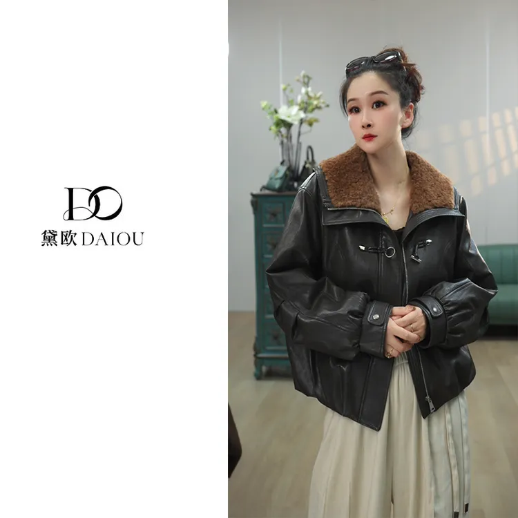 【DaiOu专属】2025秋冬新款休闲翻领加厚羊毛领短款皮鹅绒服25056-2