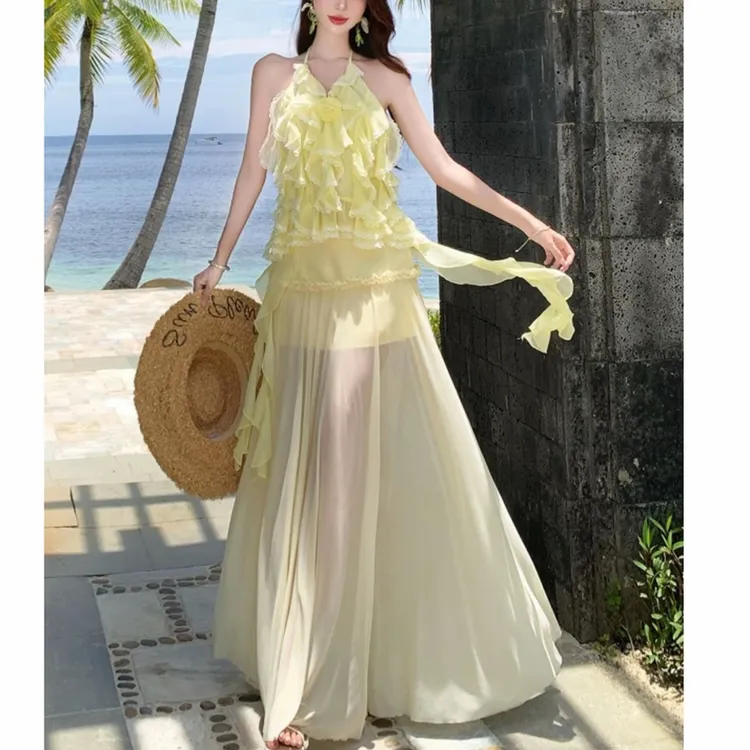 甜辣纯欲风格荷叶边挂脖上衣搭配高腰大长裙海边度假风沙滩裙