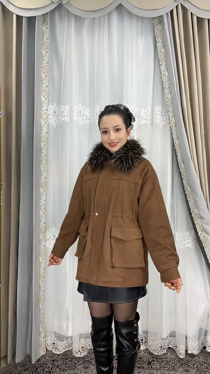 【纪朵研】Y082大毛领短款外套女2025冬季新款派克服年轻款爆款外套