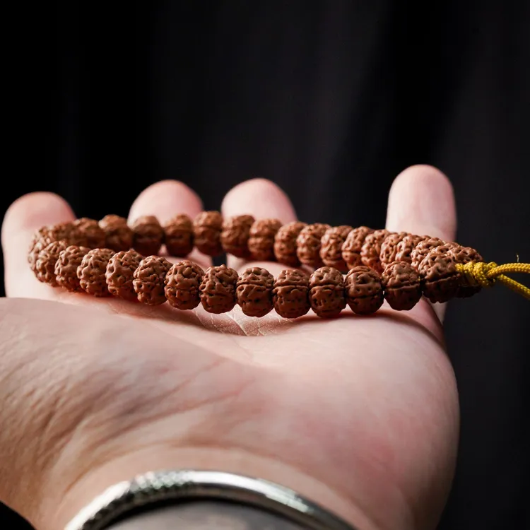 S级老树王小金刚手持 