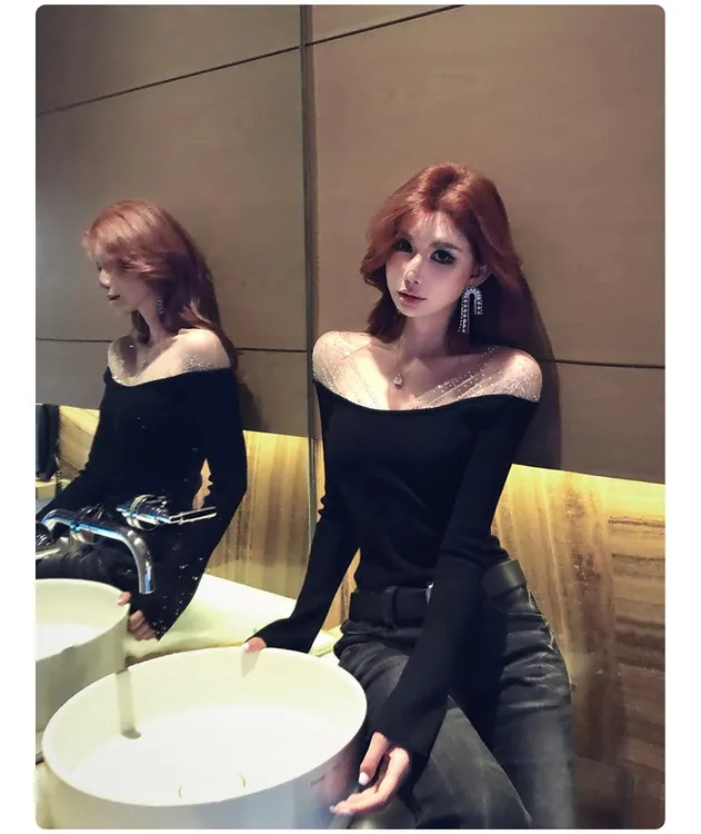 高级感重工烫钻T恤上衣秋冬纯欲名媛修身气质露肩针织内搭打底衫