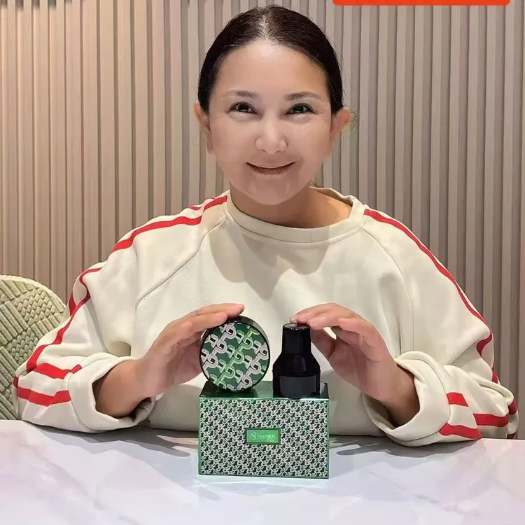 gulmira古丽米尔水润遮瑕紧致气垫CC霜