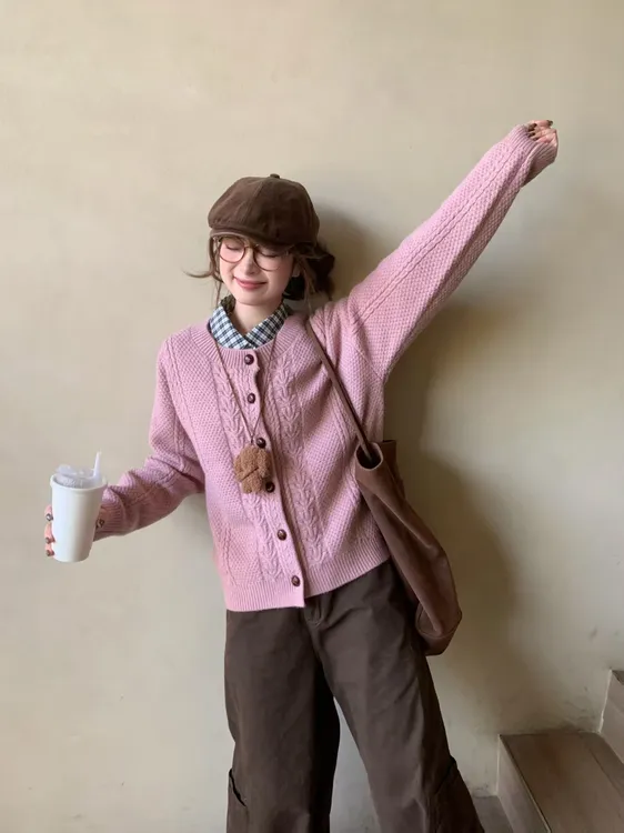 春秋新款小众炸街高级感女装韩版甜美休闲针织上衣显瘦高腰裤子女