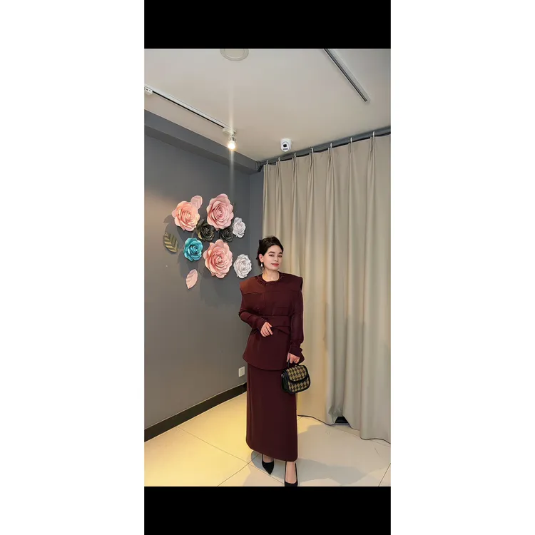 8809【包邮】小众设计款贵气时尚秋季套装