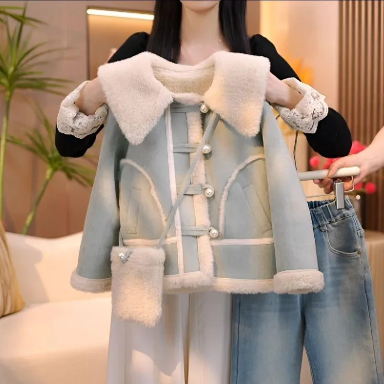 女童外套加绒秋冬款2024新款儿童加厚皮毛一体大衣女大童毛呢上衣