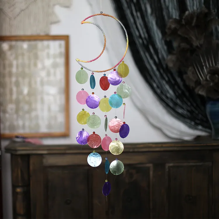 新品纯手工彩色月亮贝壳风铃