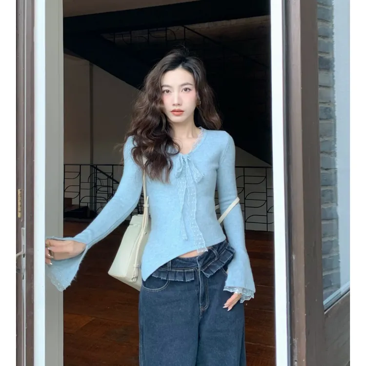 Not defined蕾丝拼接V领针织长袖打底衫女秋季辣妹内搭显瘦上衣